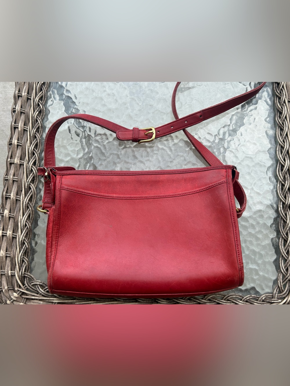 Vintage! COACH (H9B-9944) Leather Crossbody Shoulder Bag (Made in USA)